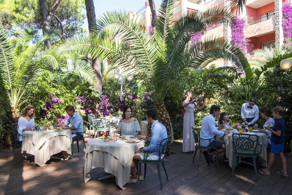 Forte Village Resort - Bouganville Santa Margherita di Pula Bagian luar foto