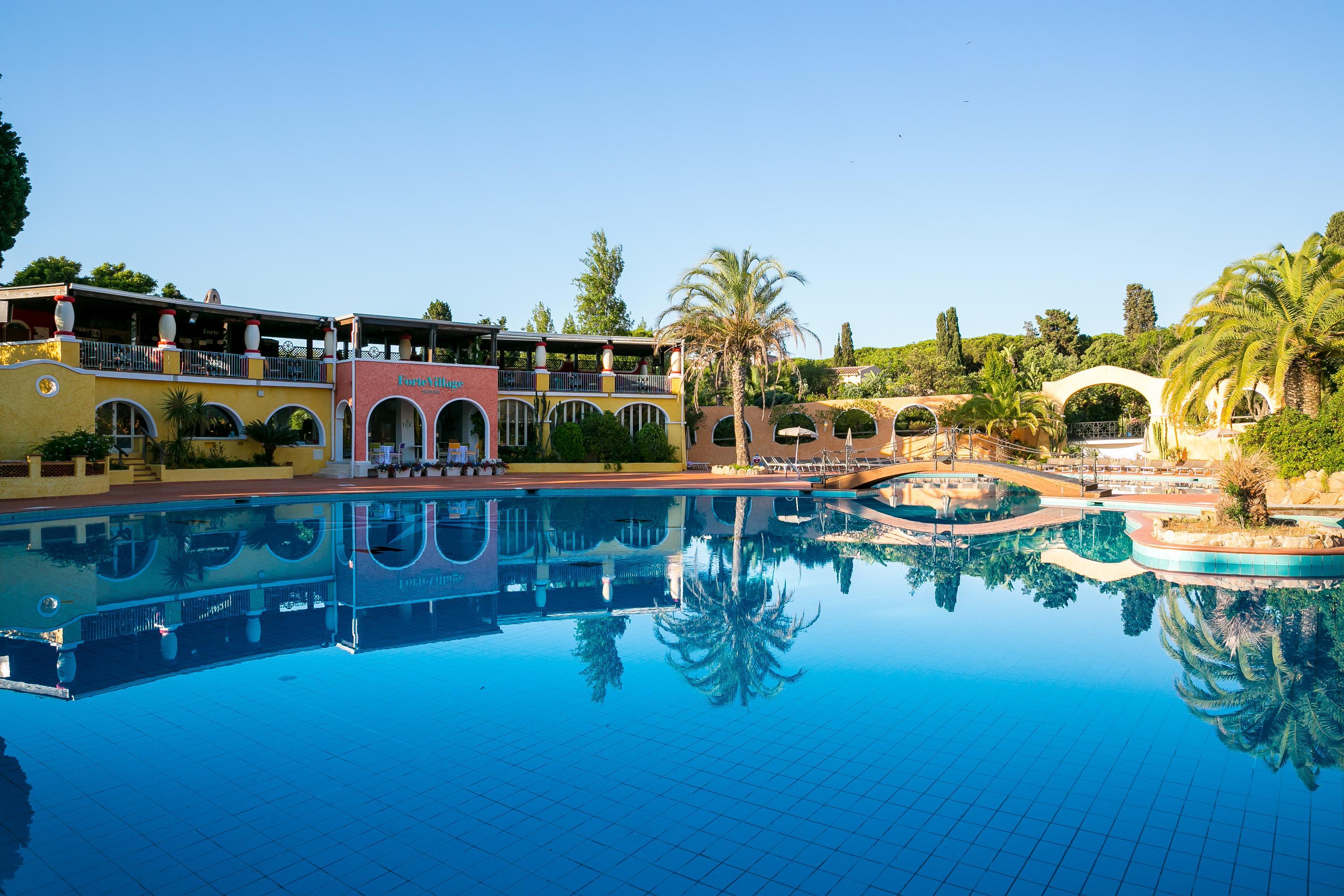 Forte Village Resort - Bouganville Santa Margherita di Pula Bagian luar foto